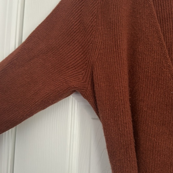 EUC Abercrombie Sweater Wrap Dress - Picture 5 of 5